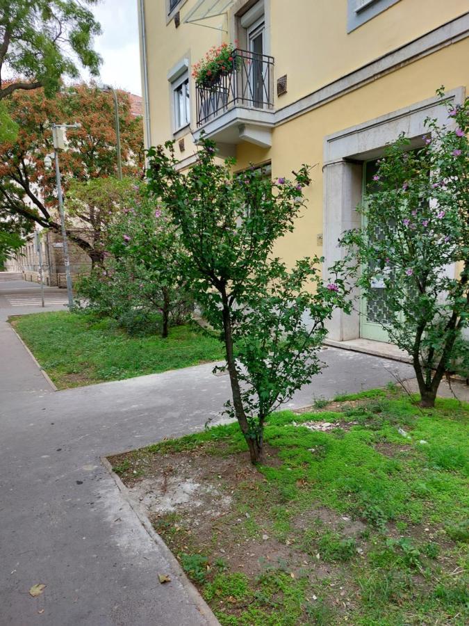 Family Friendly Apartman Budapesta Exterior foto